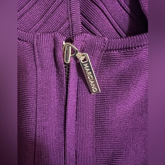 Body con dress - Picture 3 of 4